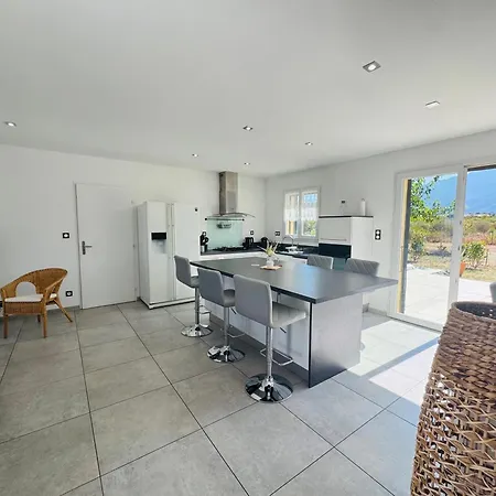 Pietralba - Piscine Privee & Vue Montagne - Proche Calvi Vakantiehuis